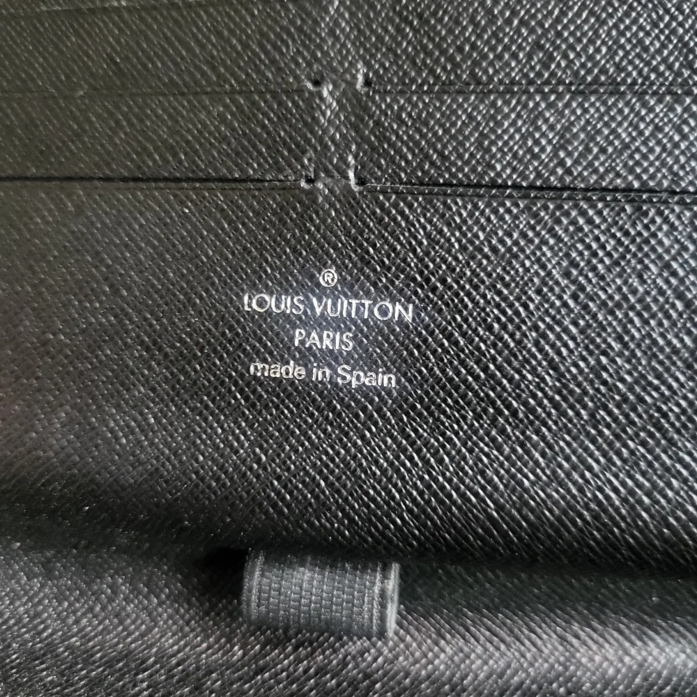 Louis Vuitton Damier Graphite Zippy Extra Large Organizer. Authentic..